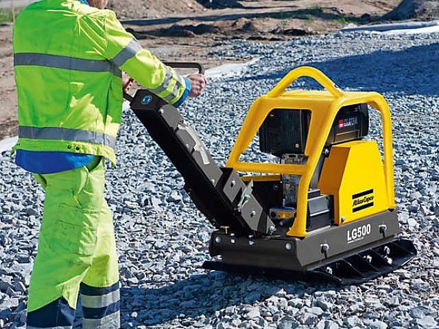 Виброплита Atlas Copco LG 500